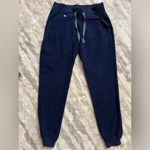 FIGS navy joggers